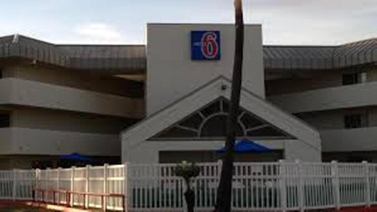 Motel 6-Brownsville, Tx North Exterior foto
